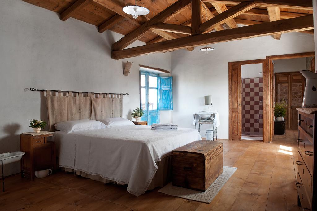Bed and Breakfast Domu Antiga à Gergei Extérieur photo